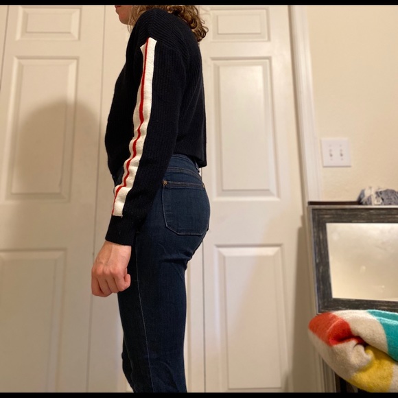 Sweater - Picture 2 of 5